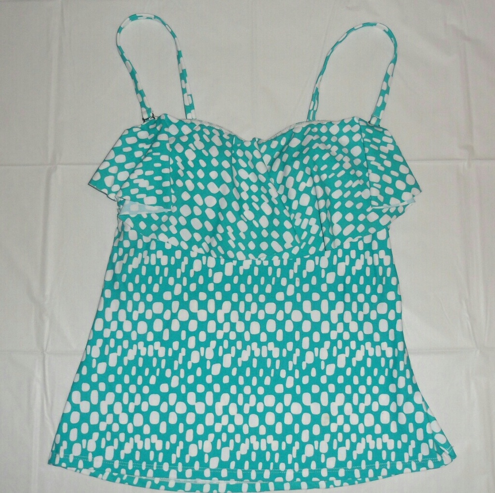 NWOT Bathing suit top